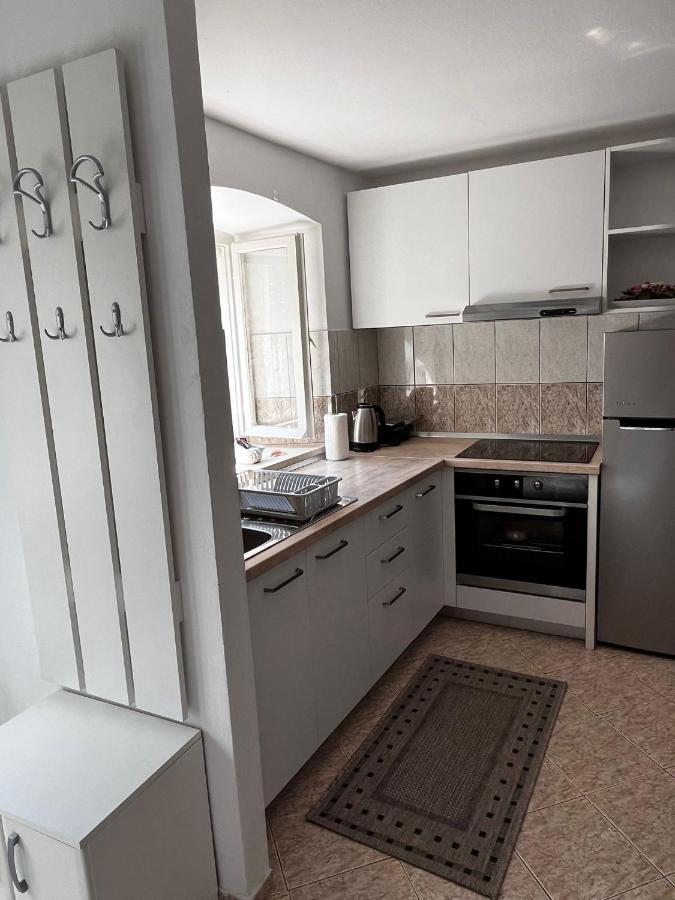 סטון Apartman Kalinic מראה חיצוני תמונה
